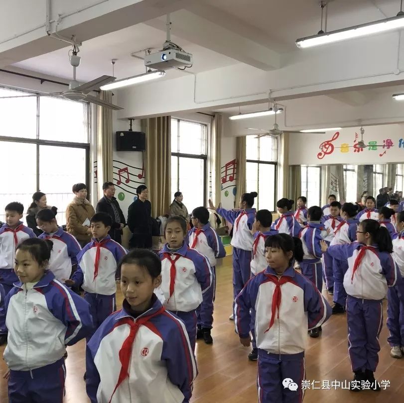 崇仁县小学最新动态报道